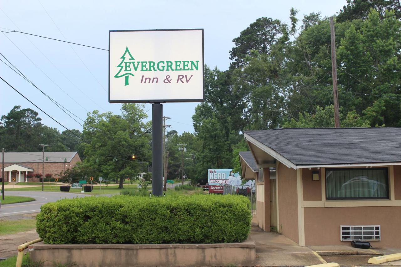 Evergreen Inn And R.V. Winnfield Екстериор снимка
